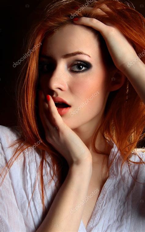 Sensual Redhead Images – Browse 40,468 Stock Photos,。